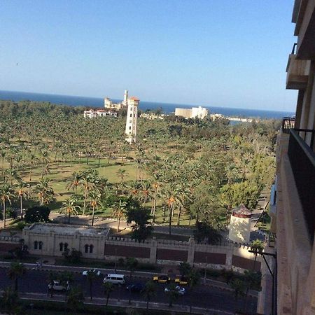 알렉산드리아 Sea & Garden View At Al-Muntazh Towers - إطلاله علي البحر و حدائق قصر المنتزه 아파트 외부 사진