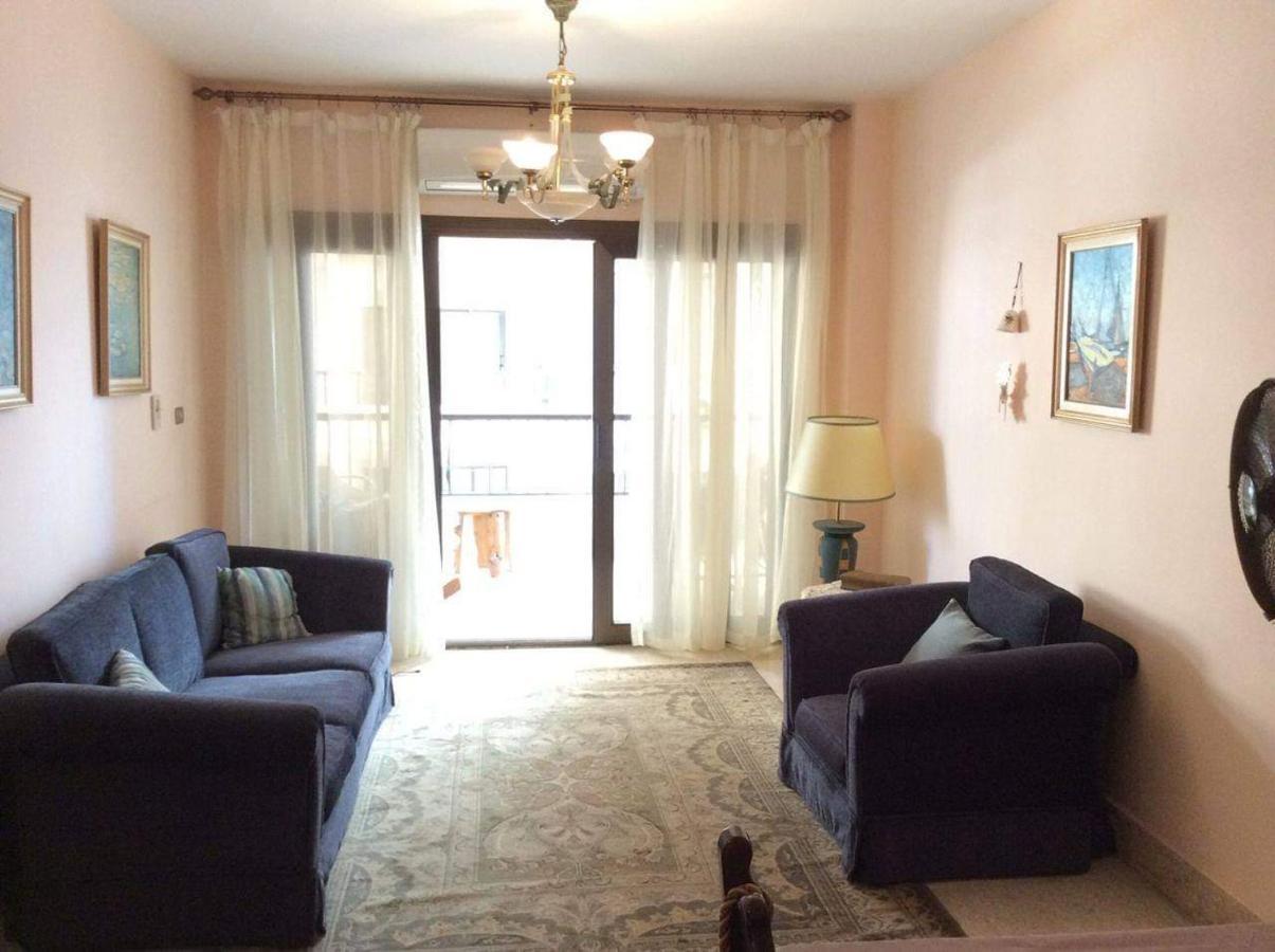 알렉산드리아 Sea & Garden View At Al-Muntazh Towers - إطلاله علي البحر و حدائق قصر المنتزه 아파트 외부 사진