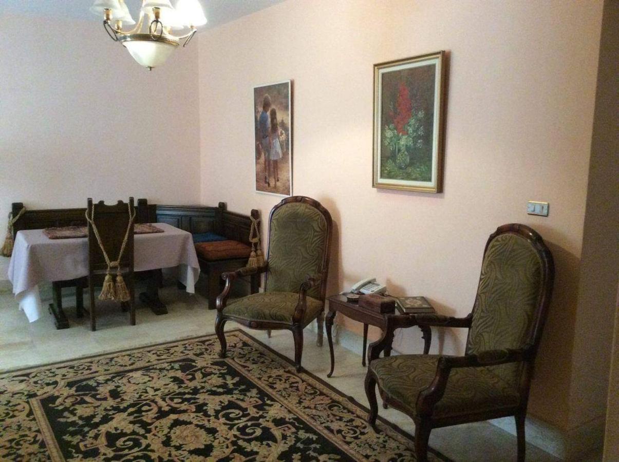 알렉산드리아 Sea & Garden View At Al-Muntazh Towers - إطلاله علي البحر و حدائق قصر المنتزه 아파트 외부 사진